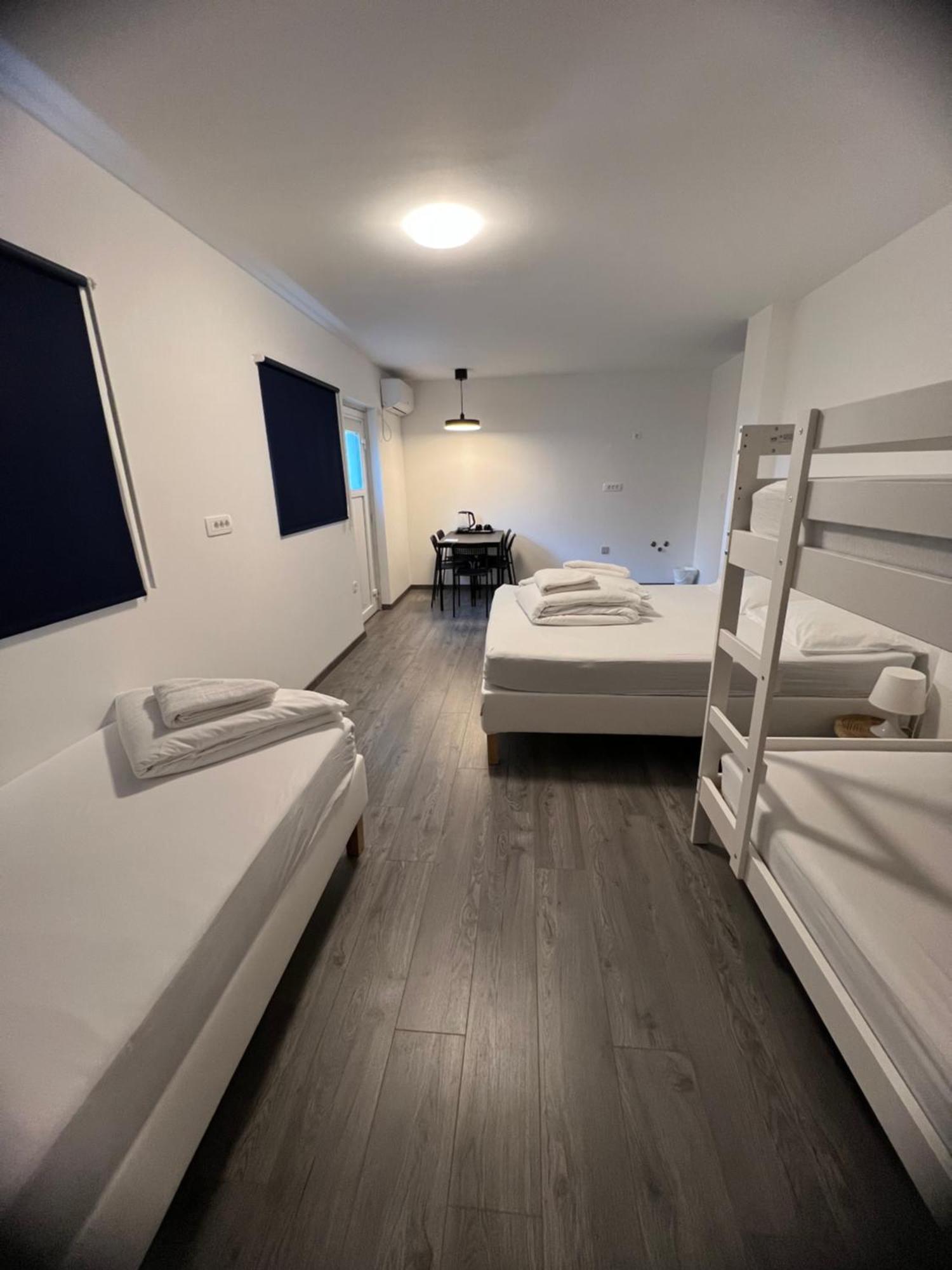 מלון פוסטוינה Lemonwood House מראה חיצוני תמונה