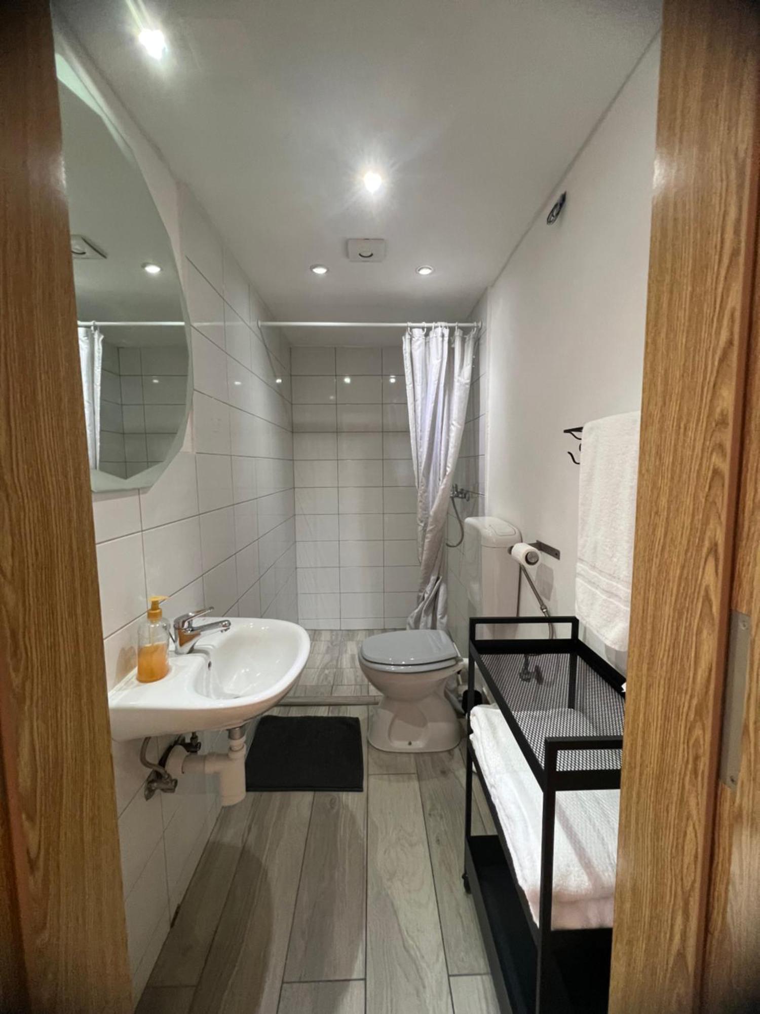 מלון פוסטוינה Lemonwood House מראה חיצוני תמונה